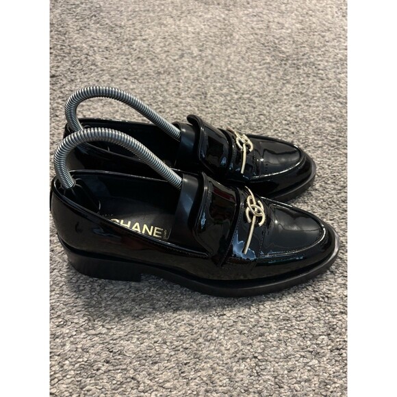 Chanel Shoes Loafers Flats CC Logo Black Size 37 US 7 - Picture 2 of 9